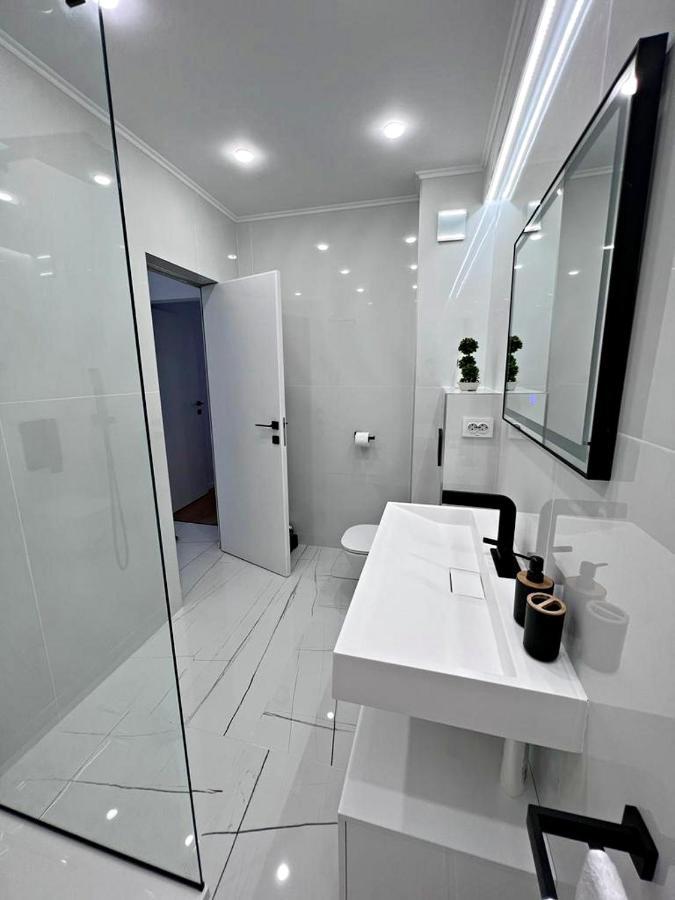 Soho Aparthotel Gran Varadino Esterno foto